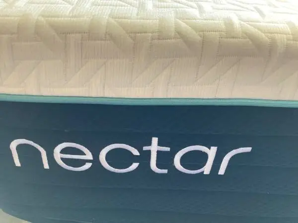 Split King size( or 2 twin xl) Nectar premier 5.0 hybrid mattress