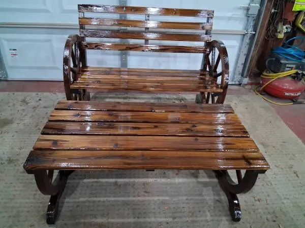 40 Wagon Wheel Bench & 38.5 Matching Table / Bench.