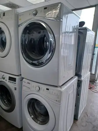 WHIRLPOOL duet Washer and dryer combo