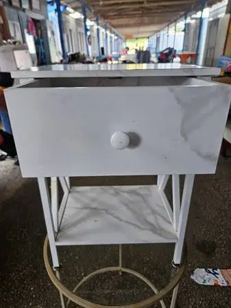 Vecelo Night stand with drawer