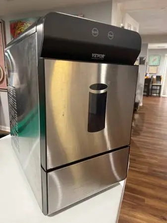 VEVOR Ice Maker — $5 Tinkerer Special