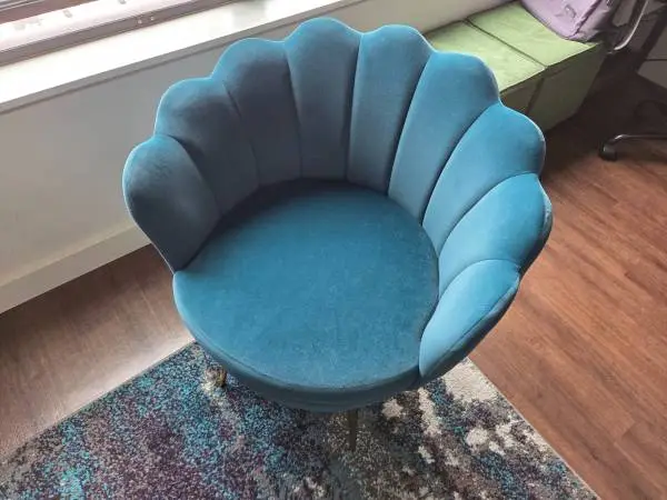 Teal velvet accent chair