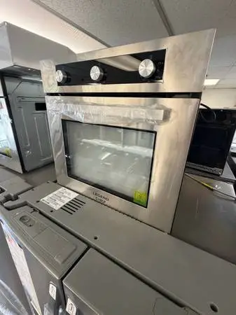 New legend chef single gas wall oven 24” width