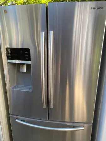 Samsung refrigerator delivered