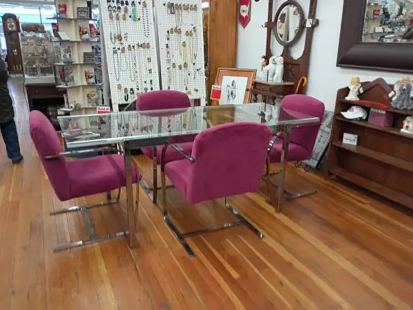 New Estate Loads>Furniture/Decor,Records/Movies,Books/Comics,Antiques