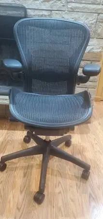Classic Herman Miller Aeron B Ergonomic office Chairs LIKE NEW