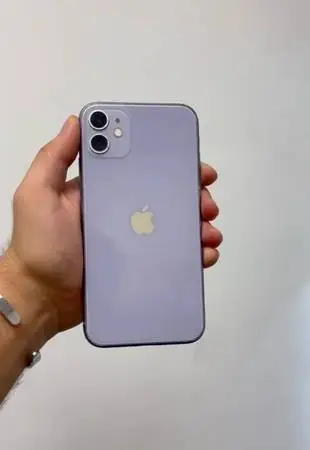 IPhone 11 Unlocked (Purple)