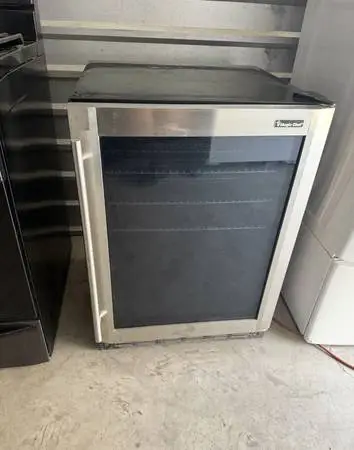 Magic Chef Stainless Steel Mini Fridge Wine Cooler