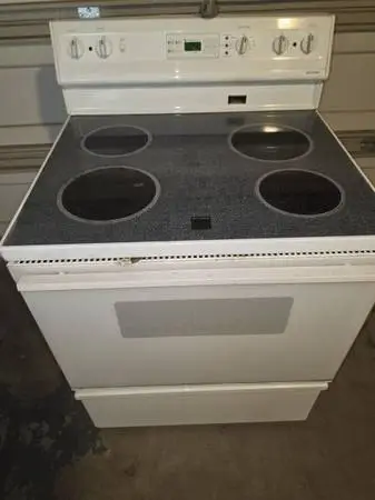 Hotpoint glass top stove/oven