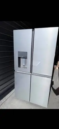 New Café Café - ENERGY STAR® 27.4 Cu. Ft. Smart Quad-Door Refrigerator - Plat