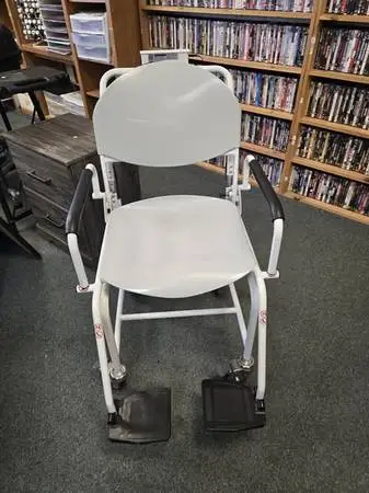 Digital Patient Chair with Health-O-Meter