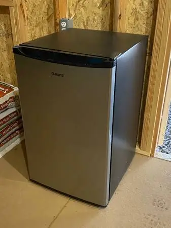 Excellent smaller refrigerator