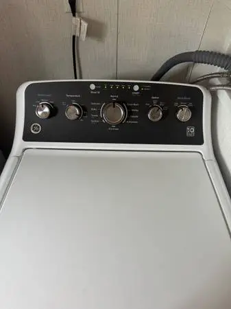 GE 4.5 cu-ft washing machine