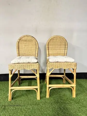 Adorable rattan counter stools (set of 2)