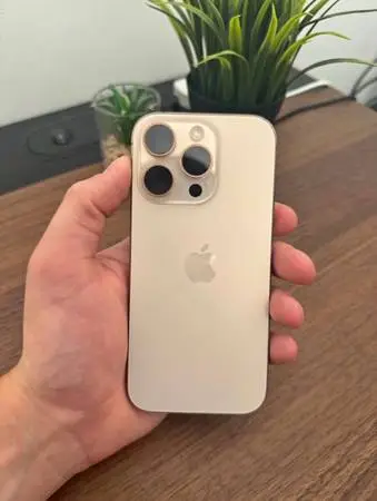 Iphone 16 pro unlocked