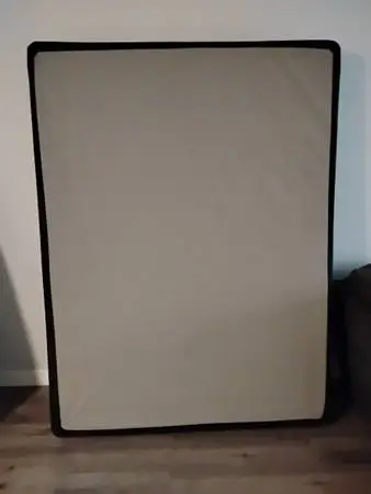 Queen box spring super clean delivery