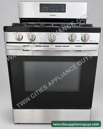 Samsung 5.8 Cu Ft 5-Burner GAS Range — Stainless — $400