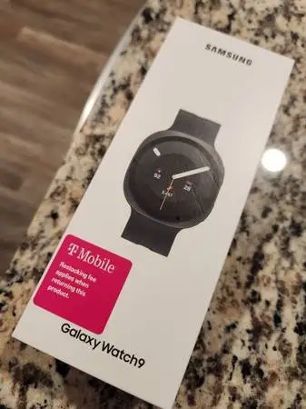 GALAXY 9 WATCH BRAND NEW IN BOX
