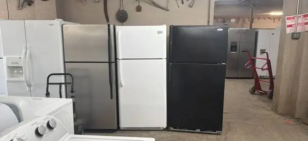 Top Freezer 14 ft.³ -21 ft.³ Refrigerators