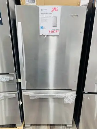 Whirlpool 30”W 18.5 cu.ft Bottom Freezer Refrigerator