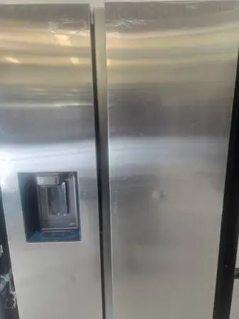 Samsung Side-by-Side Refrigerator – Stainless Steel – Ice & Water
