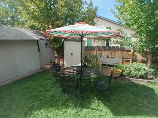 Outdoor Patio Furniture Metal Set 4 Rocking Chairs Umbrella Table