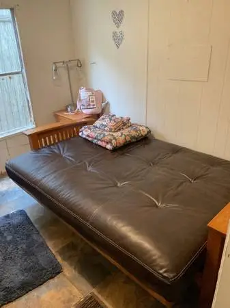 QUEEN WOOD INNERSPRING FUTON