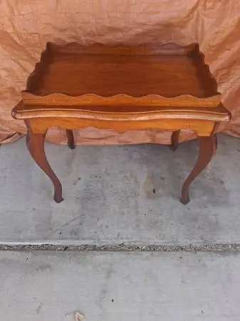 Vintage Petite Queen Anne Wood Table