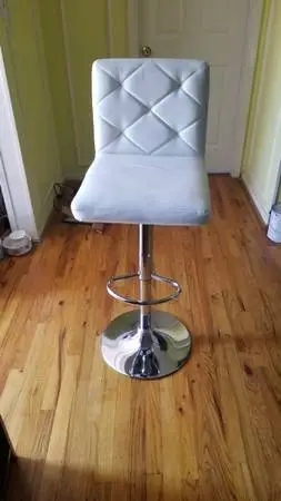 Beautiful white bar stools adjustable
