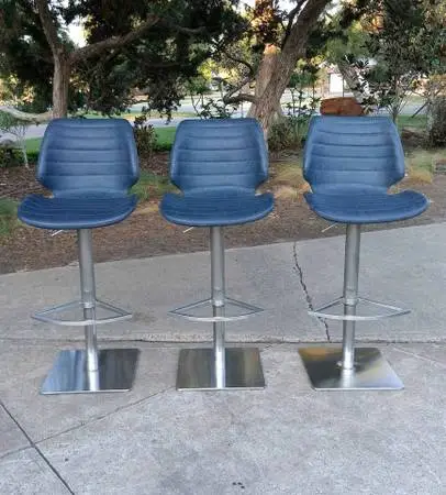 Giada Height-Adjustable Bar Stools