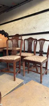 Set of four Hepplewhite antique wooden side chairs, crafted in Federal style