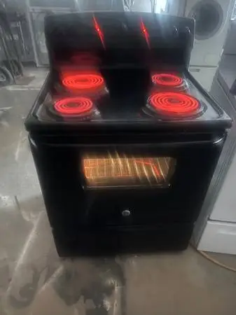 Like new GE stove black