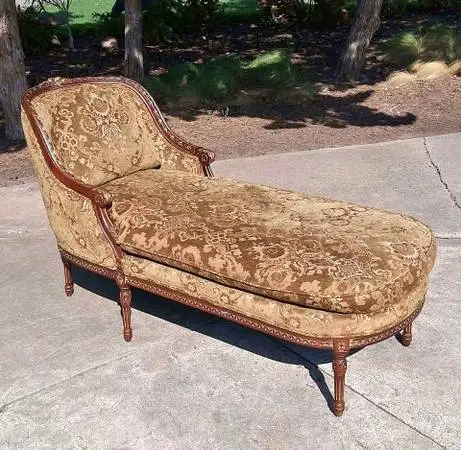 Vintage French Louis XV-Style Chaise Longue