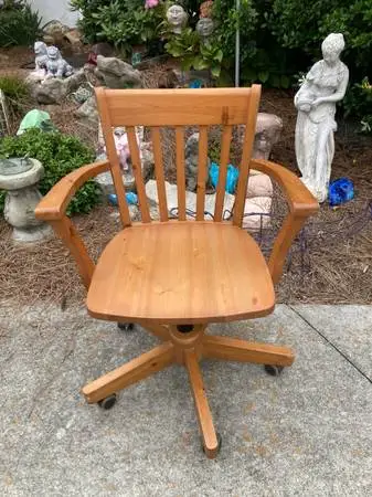Pine Desk Chair