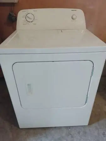 Like new electric dryer, free delivery and setup