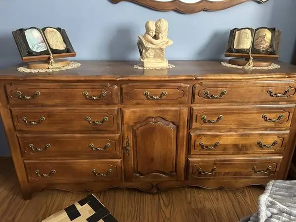 Ethan Allen Country French Triple Dresser with Mirror