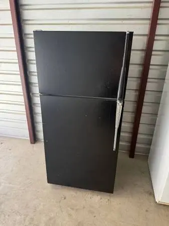 Black Hotpoint Refrigerator And Freezer