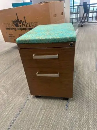 Haworth pedestal / multiple available