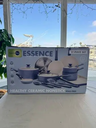 GREENPAN Essence 17-Piece Cookware Set-Brand New-SUPER SALE !!!