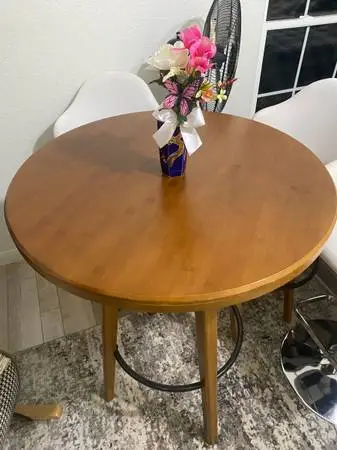 3 TALL 28 ROUND SOLID  WALNUT SMALL TABLE&2 CHAIRS