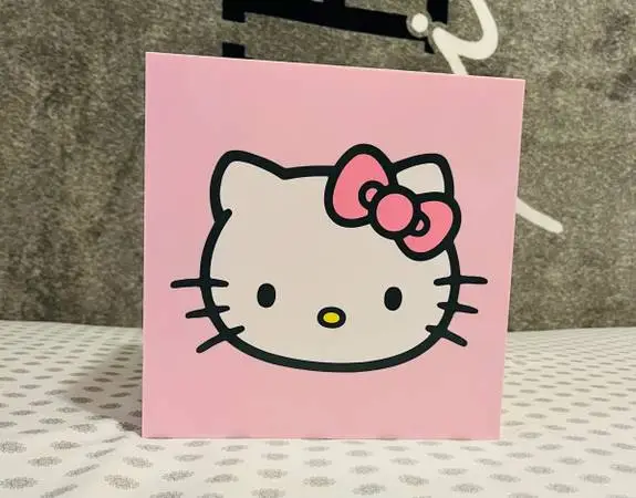 Sanrio Hello Kitty 6.7L Mini fridge