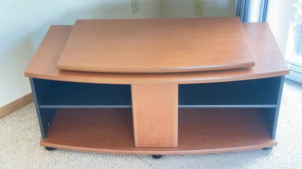 Futon Bed and  TV Stand in Franklin