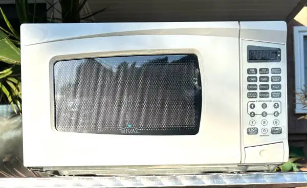 Rival Microwave