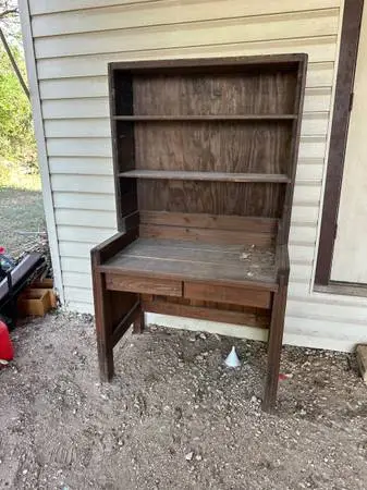 Desk with hutch