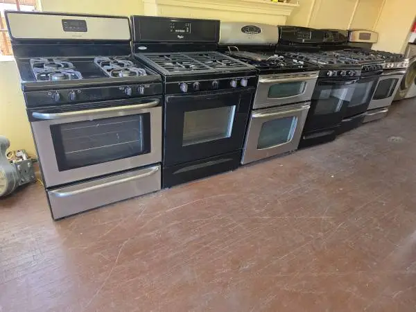 STOVE FOR SALE GAS AND ELECTRIC $275 & UP