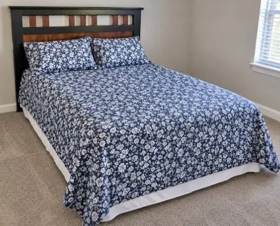 *****Full Size Bed with Mattress *****