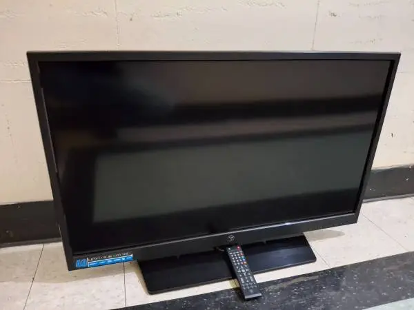 40 Westinghouse Full HD LED TV with Remote- Super Thin