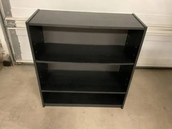 Two shelf three tiered book case