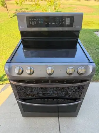 Electric oven range