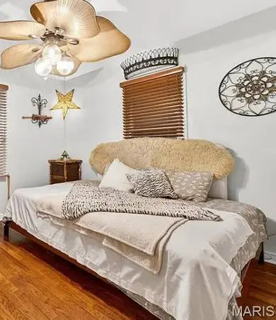 Queen icomfort by serta cool gel memory foam mattress